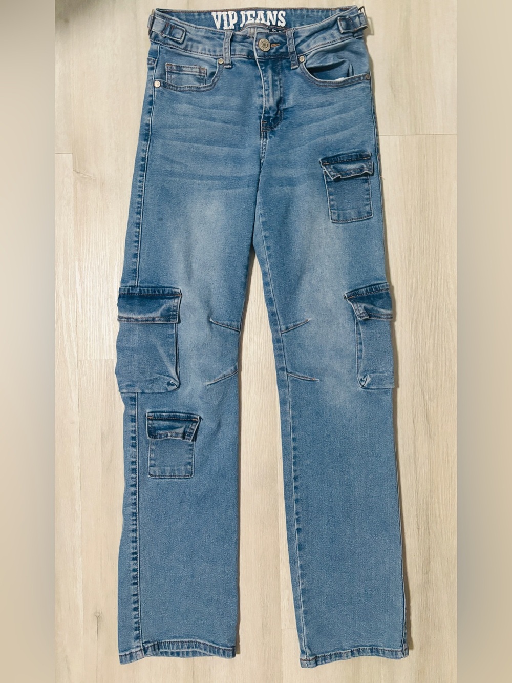 VIP Jeans Distressed Wash Relaxed Fit Adjustable Sides  Stretch Cargo Jeans  1/2